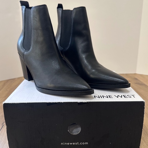Nine West Black Wyllis Boot - Picture 12 of 12